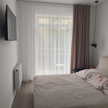 Appartement New Deli Oezjhorod
